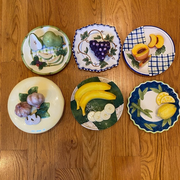 Bella Casa by Ganz Collectible Wall plates and Casserole Ceramic Fruit Set - Picture 1 of 11